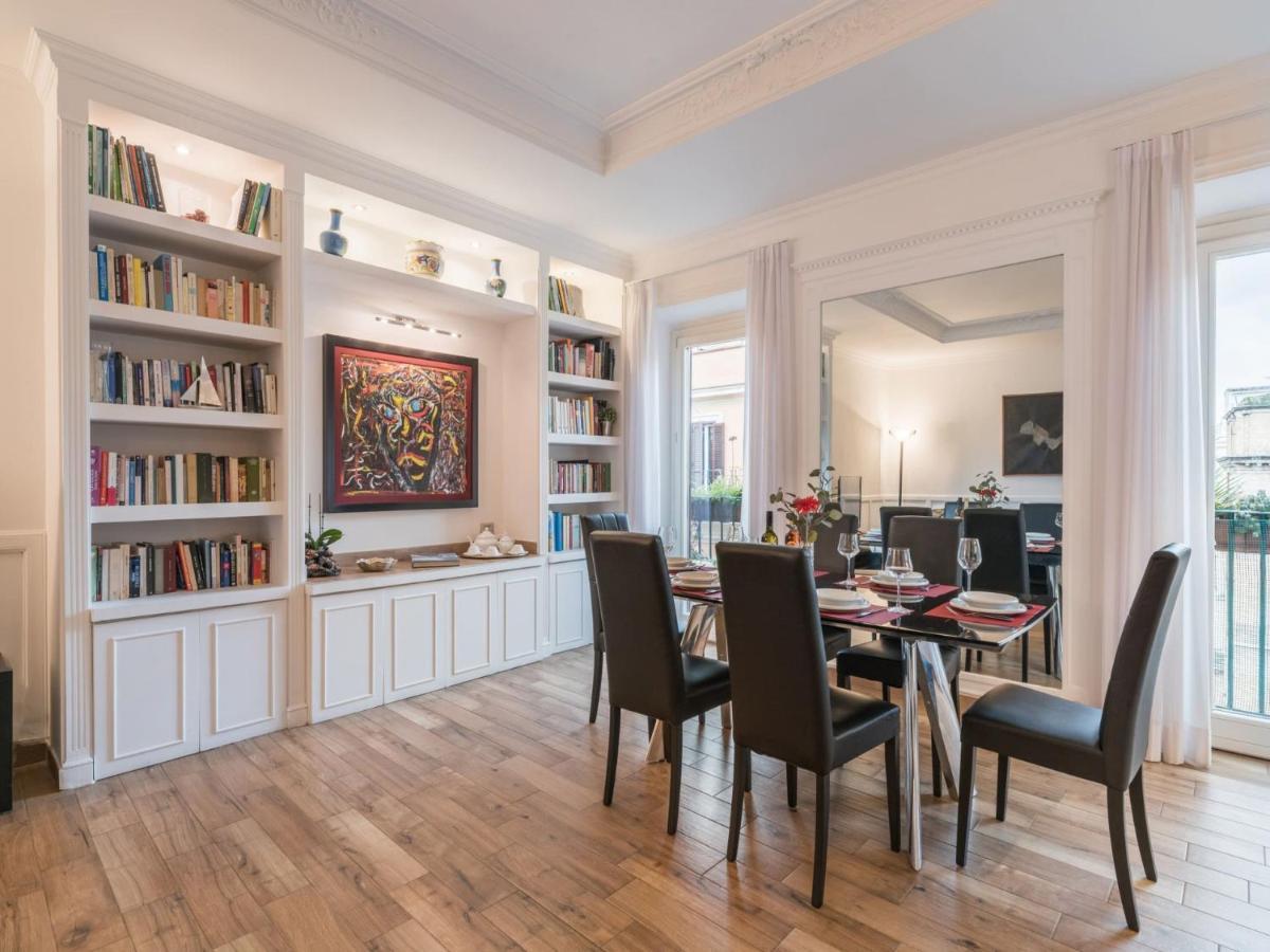 The Best Rent - Elegant Three-Bedroom Apartment A Few Steps From Fontana Di Trevi Kültér fotó