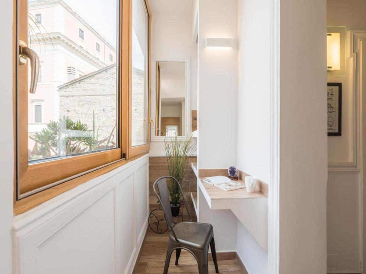The Best Rent - Elegant Three-Bedroom Apartment A Few Steps From Fontana Di Trevi Kültér fotó