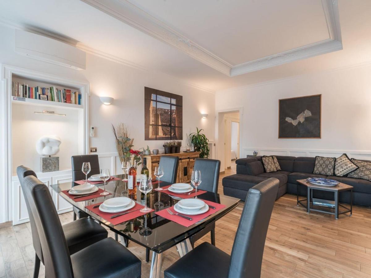 The Best Rent - Elegant Three-Bedroom Apartment A Few Steps From Fontana Di Trevi Kültér fotó